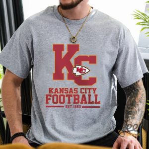 Vintage Kansas City Chiefs Football Graphic Tee Shirt Kc Football Game Day Shirt Gift For Mom Dad Girlfriend Boyfriend beeteetalk 2