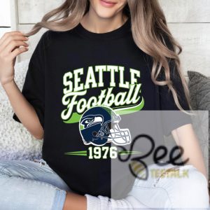 Est 1976 Seattle Seahawks Football Vintage Sweatshirt T Shirt Hoodie Retro Gift For Seattle Football Fans beeteetalk 2 1