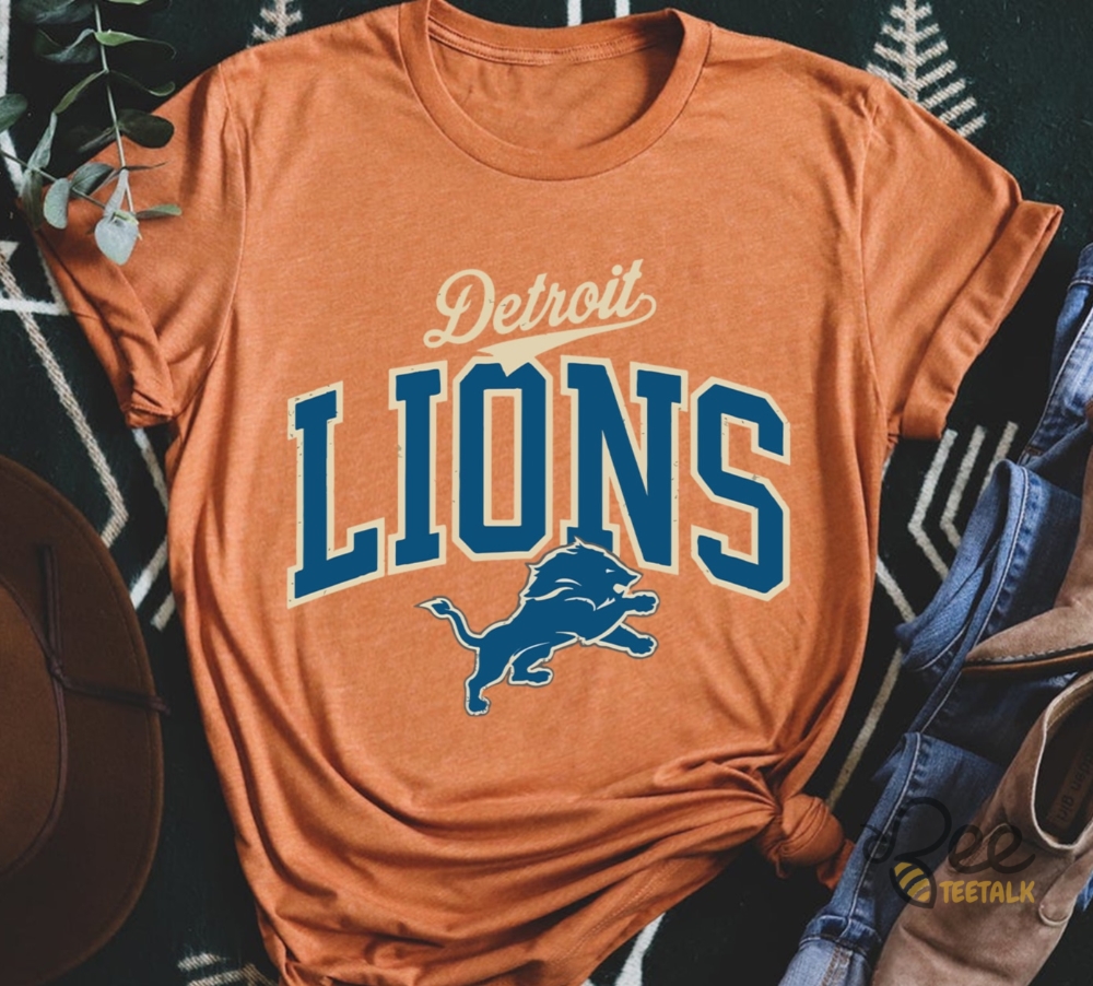 Vintage Detroit Lions Football Graphic Tee