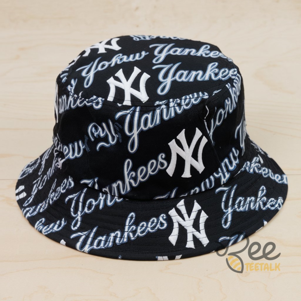 New York Yankees Black Bucket Hat