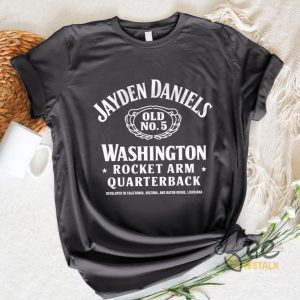 Washington Commanders Jayden Daniels T Shirt Sweatshirt Hoodie Wine Brand Style beeteetalk 5