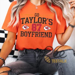 Go Taylors Boyfriend 87 Kc Chiefs Shirt beeteetalk 5