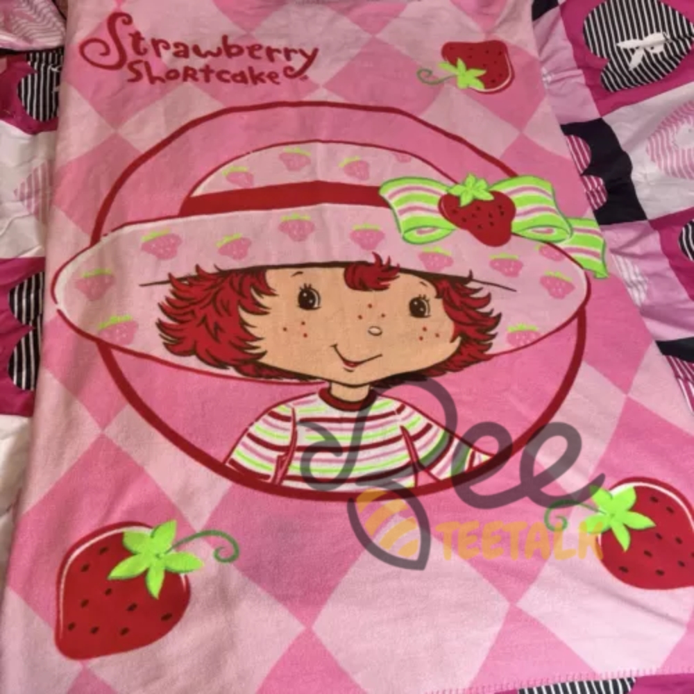 Vintage Strawberry Shortcake 2000S Fleece Blanket Pink Reprinted 9 Vintage Strawberry Shortcake 2000s Fleece Blanket Pink Reprinted