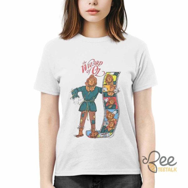 Jonathan Bailey Wearing The Wizard Of Oz Shirt During The Wicked Press Tour - | Beeteetalk High-quality Image
