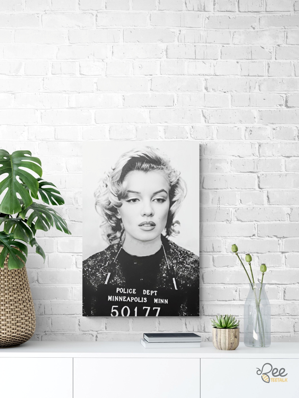 Marilyn Monroe Mugshot Black And White Wall Art Framed Poster 16 Marilyn Monroe MugShot Black and White Wall Art Framed Poster