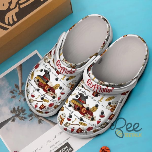 Gryffindor house harry potter crocs